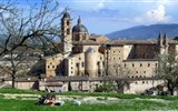 Marche - Itálie - Marche - pevnost Albornoz u Urbina