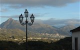 Apulie a Kalábrie - Itálie - Kalábrie - Rivello, z horních ulic městečka jsou krásné výhledy
