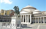 Neapol - Itálie - Neapol - Piazza del Plebiscito a kostel S.Francesco di Paola