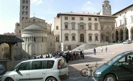 Arezzo, město Etrusků a renesanční architektury